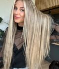 Glueless lace wig in color "JULIANNE HOUGH" (22" with thicker ends)
