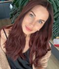 dark red wig dua lipa mid length 5