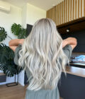 blonde wig megan fox mid length 13