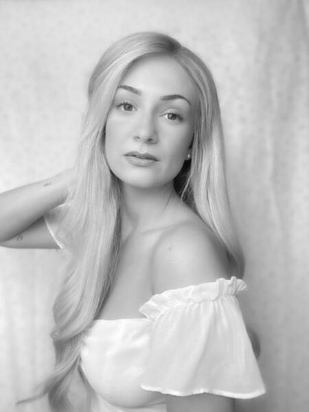 Blonde wig in color "CANDICE SWANEPOEL" (long) photo review