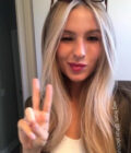 face frame balayage wig khloe kardashian extremely long review elizabeth 1